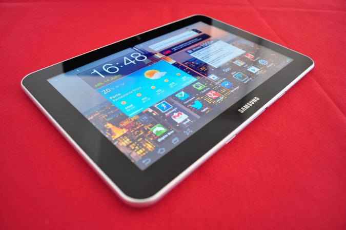 GalaxyTab89-Hardware-Design-01.jpg